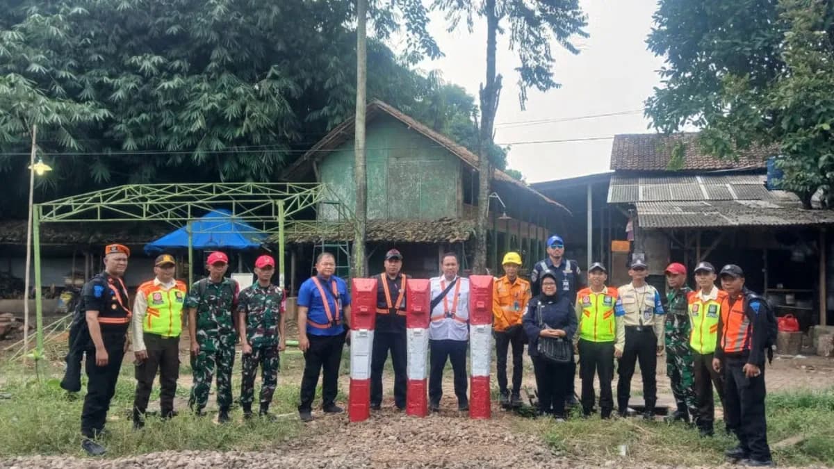 KAI Daop 1 Jakarta Tutup Perlintasan Sebidang Liar di Tangerang, Perkuat Upaya Peningkatan Keselamatan Perjalanan Kereta Api