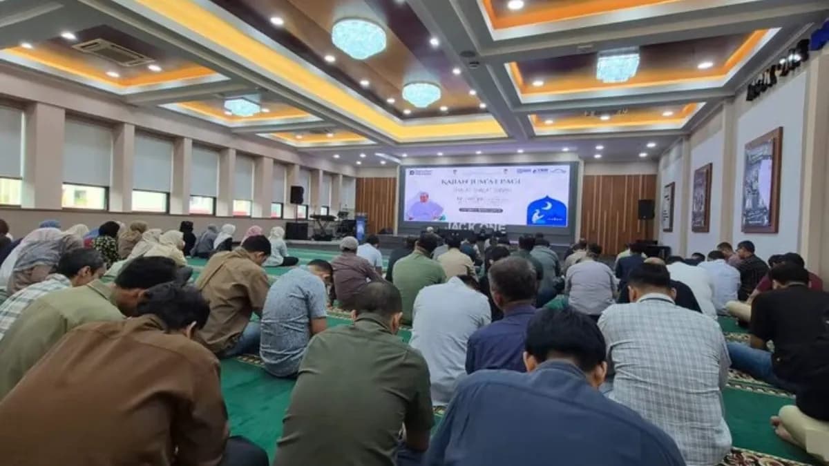 Pengajian Rutin Jumat BRI Region 6, Tingkatkan Keimanan dan Kualitas Ibadah Pekerja